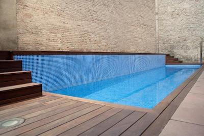 اُنیکس لیکئو