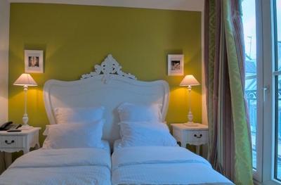 کلونی اسکوئر