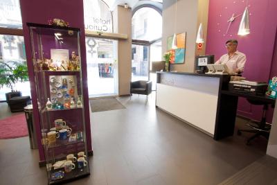 کوریوز بارسلنا