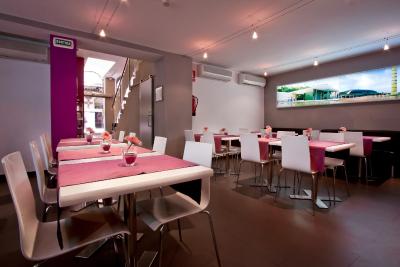 کوریوز بارسلنا