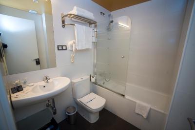 کوریوز بارسلنا