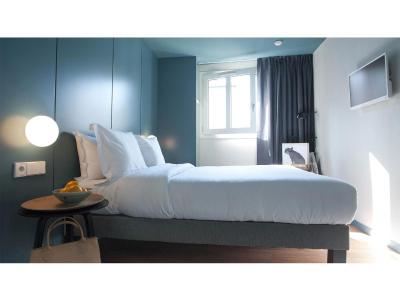 9 هتل مونپارنس