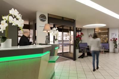 هتل د اوریجینالز پاریس است روسنی