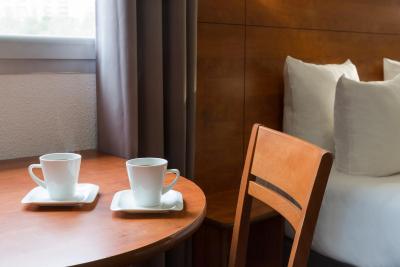 هتل د اوریجینالز پاریس است روسنی