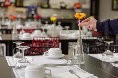 هتل د اوریجینالز پاریس است روسنی