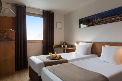 هتل د اوریجینالز پاریس است روسنی