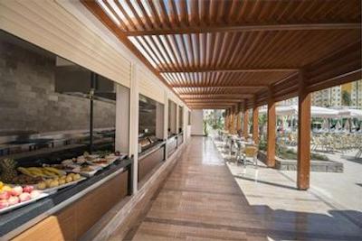 لارا فامیلی کلاب