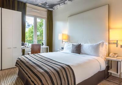 اینترکنتینانتال پاریس اونیو مارسیو