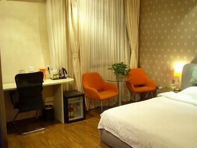 پفیت نستالژیا تم هتل (بیجینگ نانلوگوشیانگ)