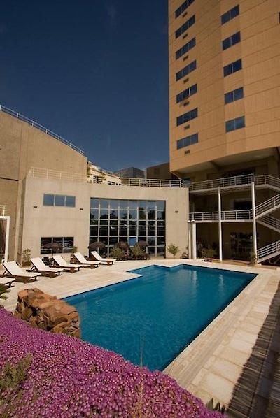 هتل تور این اند سویتز