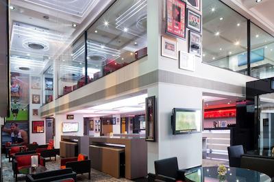 لئوناردو رویال هتل لندن استی پاول