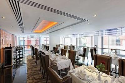 لئوناردو رویال هتل لندن استی پاول