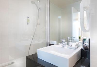 الیزه سرامیک