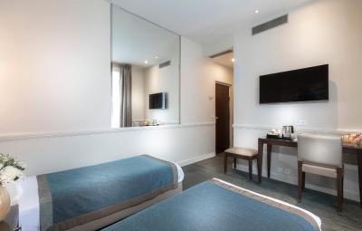 الیزه سرامیک