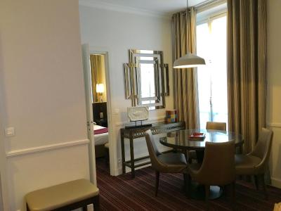 الیزه یونیون