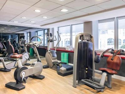 مرکور پاریس لا دفنس گرند آرک