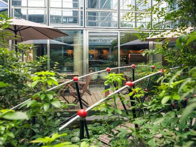 مرکور پاریس لا دفنس گرند آرک