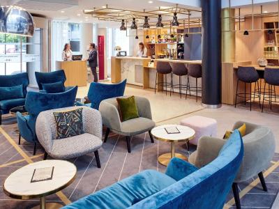 مرکور پاریس لا دفنس گرند آرک