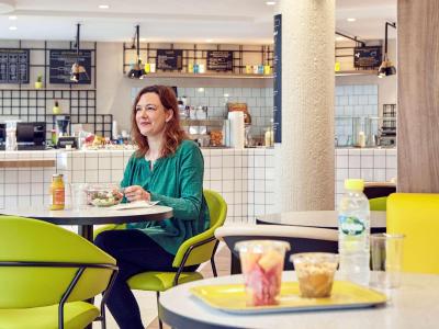 مرکور پاریس لا دفنس گرند آرک