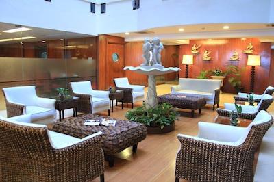 شیلتون ریال هتل