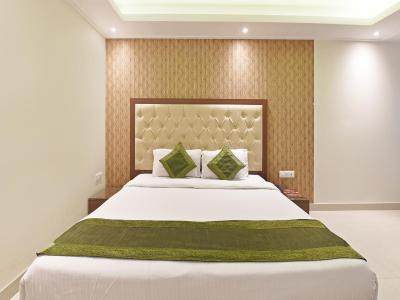 بی کنتیننتال