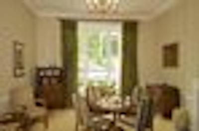 اکسلستون اسکوار لندن