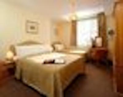 اکسلستون اسکوار لندن