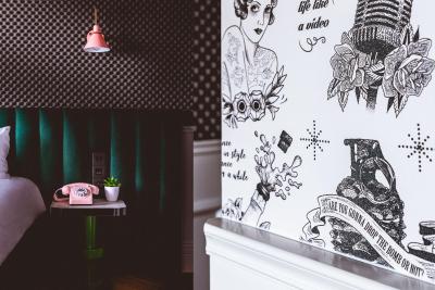 فورست هیل پاریس لا ویلت