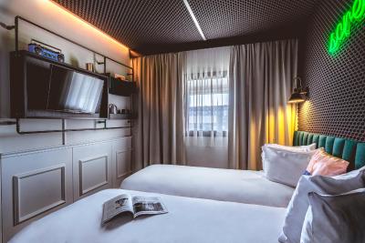 فورست هیل پاریس لا ویلت