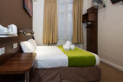 د ماربل ارچ این