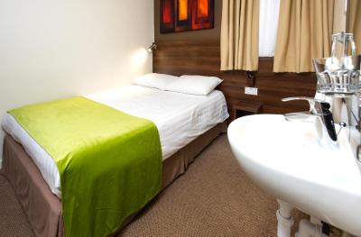 د ماربل ارچ این