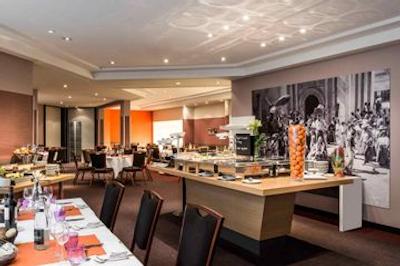 مرکور پاریس پورت د اس تی کلود