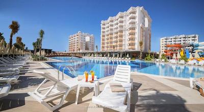 رامادا ریزورت لارا