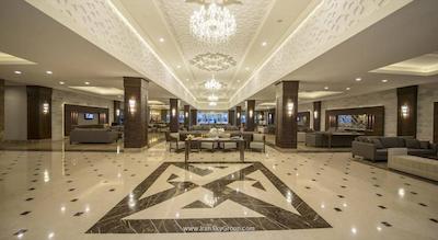 رامادا ریزورت لارا