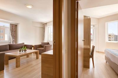 رامادا ریزورت لارا