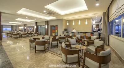 رامادا ریزورت لارا