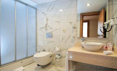 رامادا ریزورت لارا