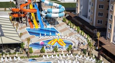 رامادا ریزورت لارا