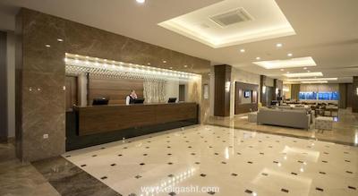 رامادا ریزورت لارا