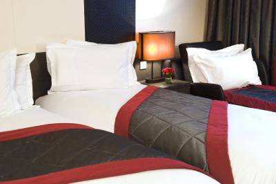 هالیدی این پاریس-گار مونپارنس