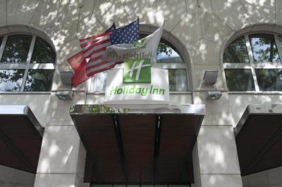 هالیدی این پاریس-گار مونپارنس