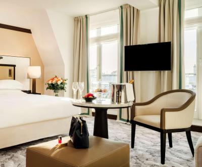 حیات پاریس مادلین