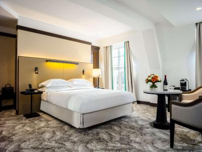 حیات پاریس مادلین