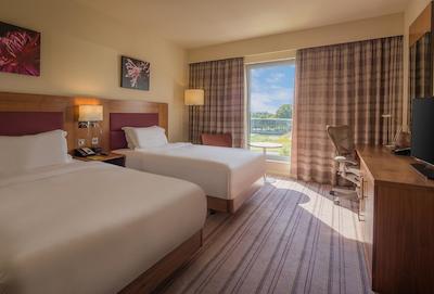 هیلتون گاردن این لوتون نرد