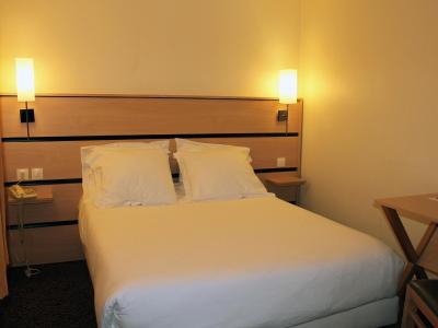 نیو هتل سنت لازار