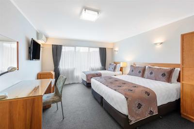 بست وسترن نومارکت این اند سویتز