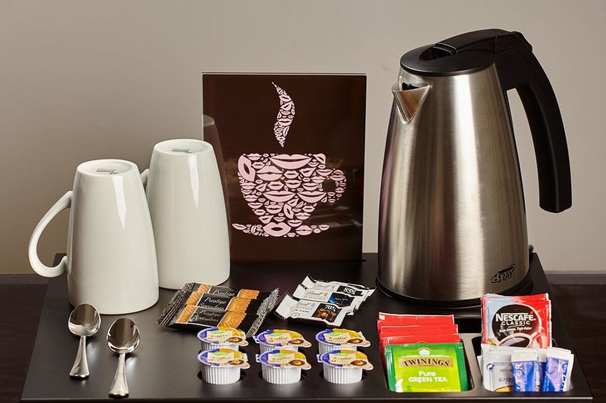 اسیمبل لاز ارناز هتل