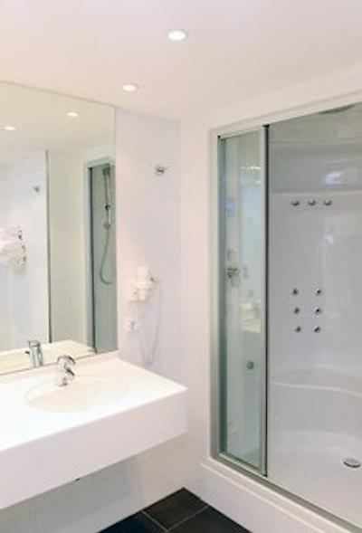 امراد گراند هتل فرانز هالز