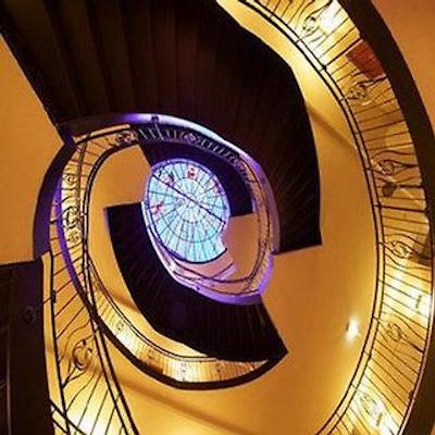 امراد گراند هتل فرانز هالز