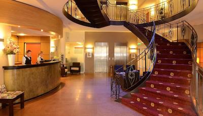 امراد گراند هتل فرانز هالز